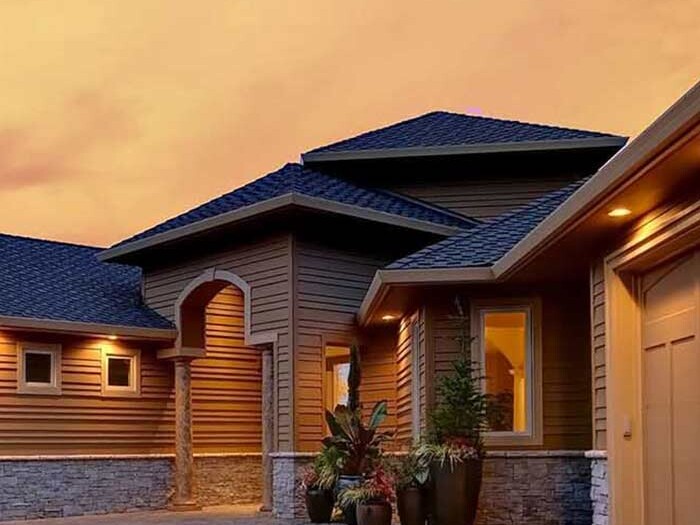roof repair contractor Moscow Idaho area